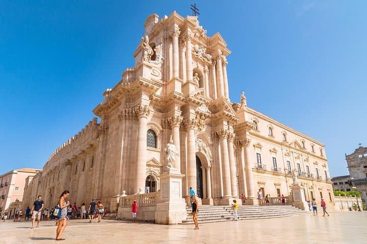 From Syracuse to Noto: Ortigia, Neapolis & Sicily’s Baroque Treasures