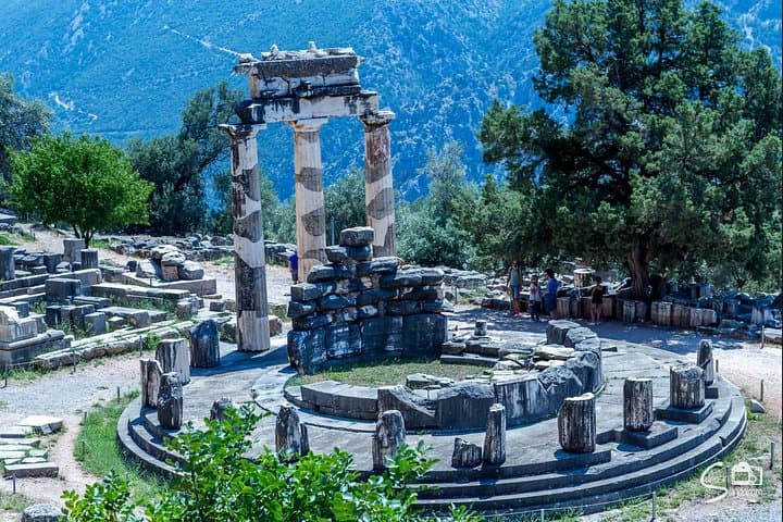 Private Delphi & Hosios Loukas Day Tour from Athens: Temple of Apollo, Arachova Lunch & UNESCO Monastery photo 6