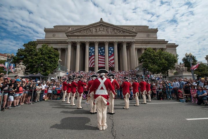 National Archives Skip-the-Line Guided Tour — See the Declaration & Constitution photo 5