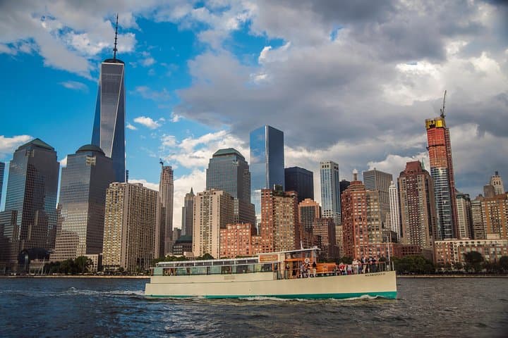 Experience the Magic of a New York Sunset Cruise photo 4