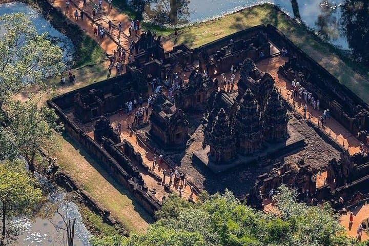 Private Banteay Srei & 4-Temples Guided Tour from Siem Reap photo 5