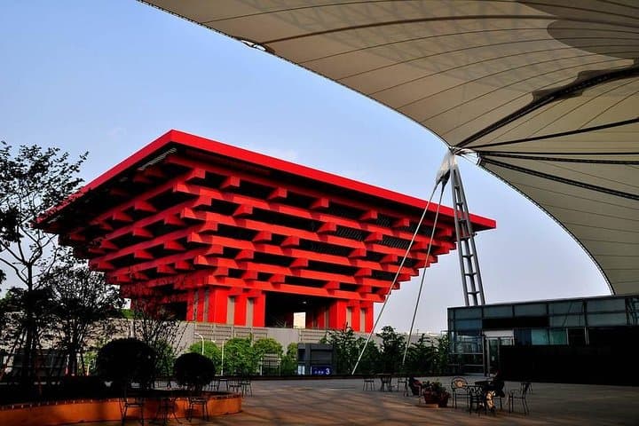 Shanghai Layover Tour: See the Bund, Yuyuan Garden & Shanghai Tower in One Day photo 6