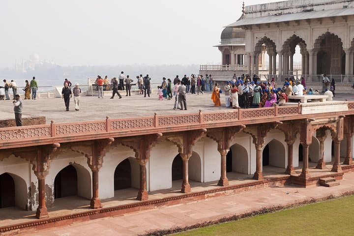 Same-Day Taj Mahal & Agra Tour from Mumbai with Return Flights photo 4