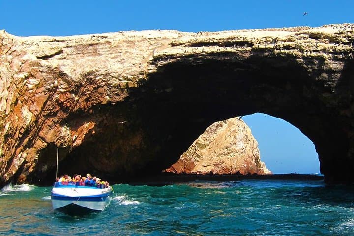 Private Ballestas Islands & Huacachina Dunes Day Trip from Lima photo 2