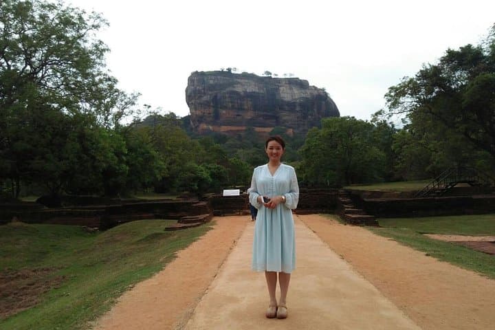 Private Sigiriya & Dambulla Day Tour from Kandy with Minneriya Safari and Lunch