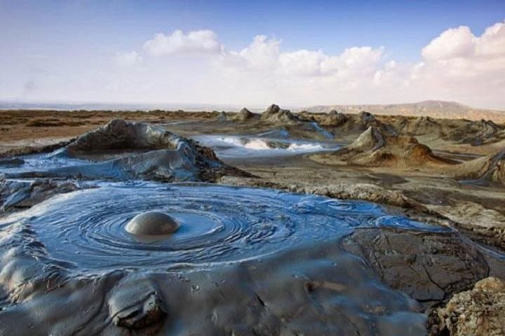 Gobustan & Mud Volcanoes 4x4 Jeep Tour from Baku — Secrets of the Stone Age photo 3