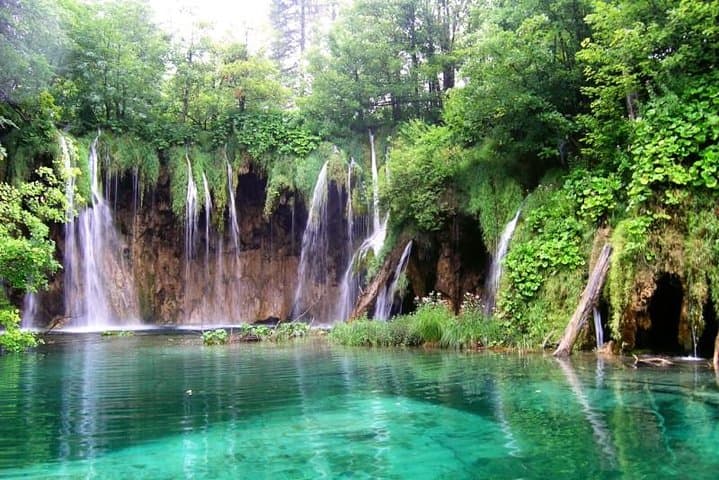 Plitvice Lakes Day Trip from Zadar: Transfer, Trails and Waterfalls photo 3