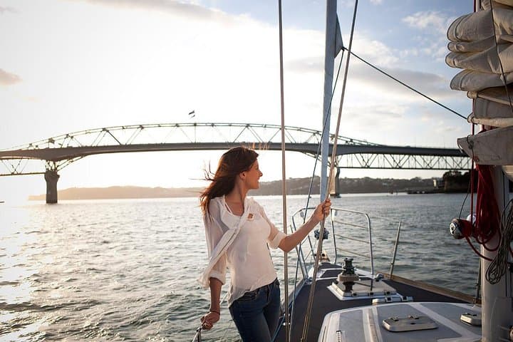 Auckland Harbour Sailing: 90-Minute Coffee Cruise on Waitemata Harbour