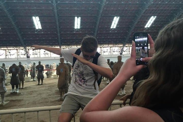 Xi'an Terracotta Warriors Day Tour: Dumplings & Tang Dynasty Show photo 1