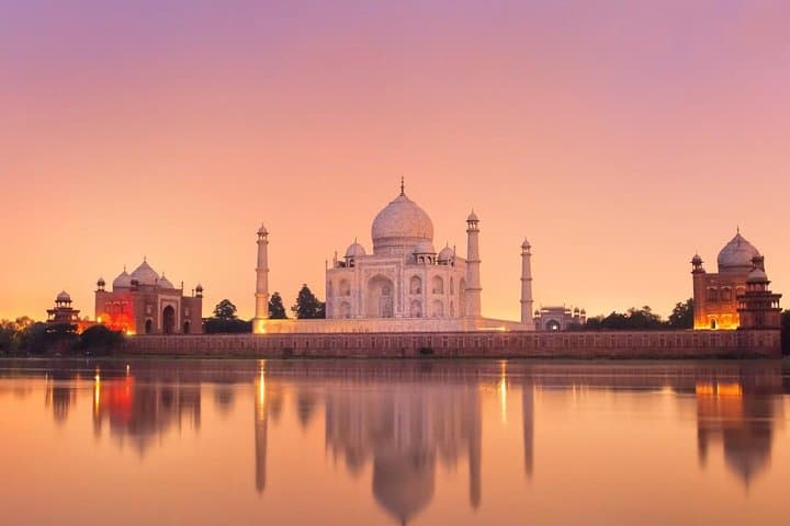 Sunset at the Taj Mahal: Private Day Tour from Delhi photo 3
