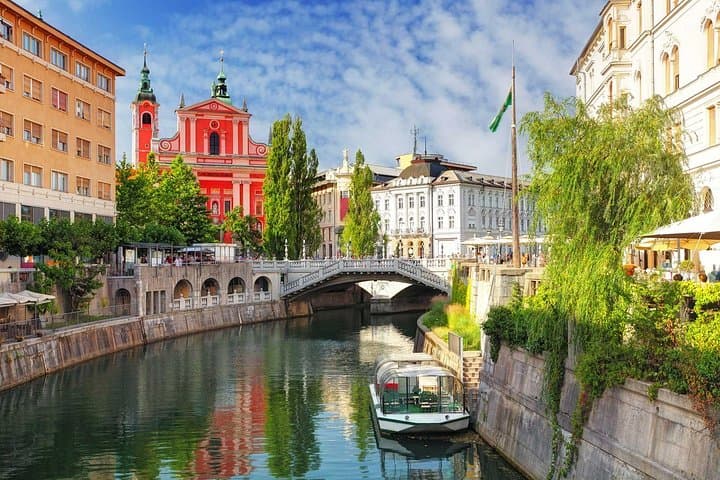 From Koper to Lake Bled & Ljubljana: Full-Day Small-Group Scenic Tour photo 2