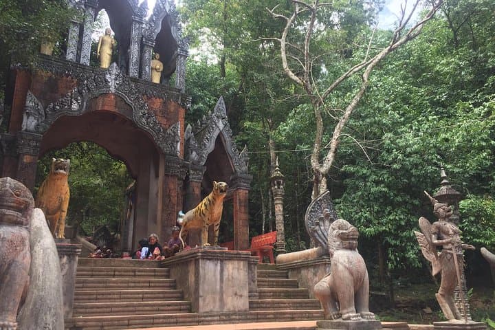 Phnom Kulen National Park Day Tour: Waterfalls, 1000 Lingas & Reclining Buddha photo 3