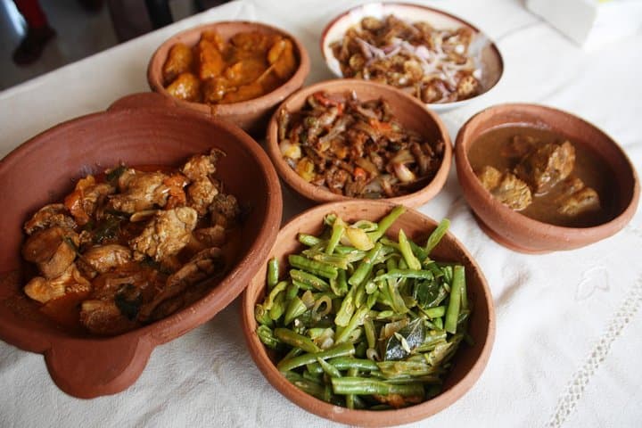 Authentic Sinhalese Cooking Class in Colombo: Home Visit & Market Tour photo 3