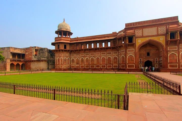 Sunrise to Sunset: Same-Day Agra Tour from Delhi by Car photo 6