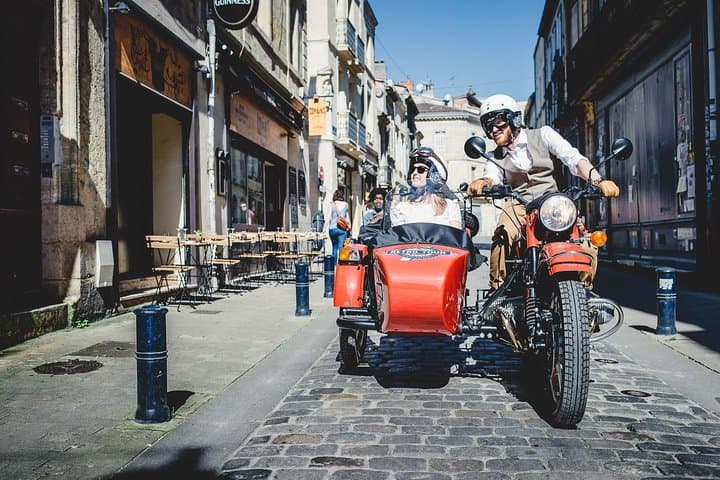Bordeaux by Sidecar: 90-Minute Private City Ride Along the Garonne photo 1