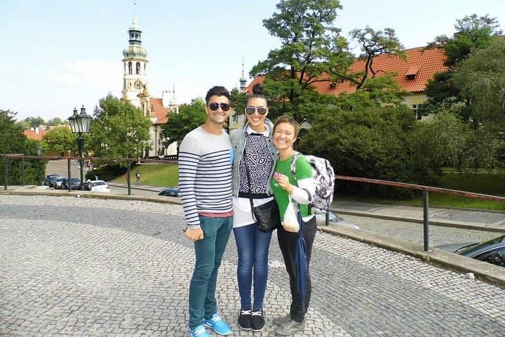 Private Prague for Lovers: 6-Hour Romantic Car Tour of Charles Bridge & Vyšehrad photo 4