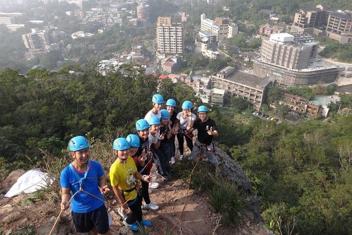 Half-Day Rock Climbing & Rappelling in Taipei’s Xinbeitou — Urban Crag Adventure photo 3