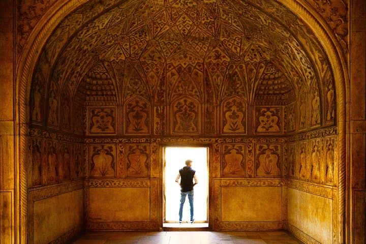 Same-Day Taj Mahal & Agra Tour from Mumbai with Return Flights photo 2