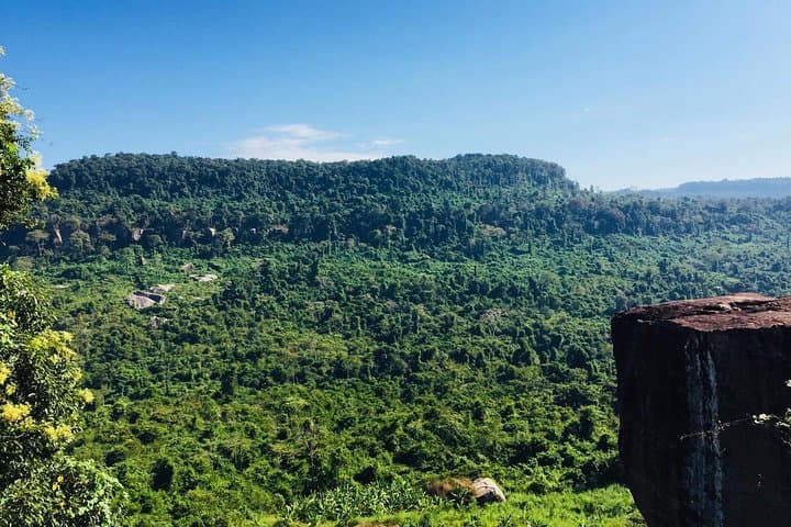 Phnom Kulen Private Day Tour: Waterfalls, Reclining Buddha & 1000 Lingas photo 2
