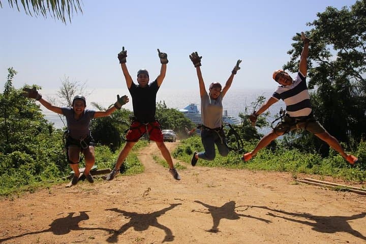 Roatán Extreme Zip Line Adventure — 480-Foot Lines, Wildlife Sanctuary & Reef Snorkel photo 4