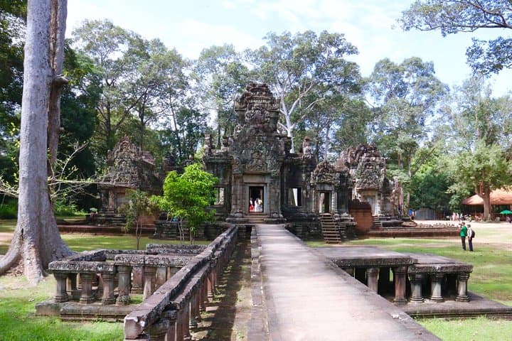 3-Day Siem Reap Adventure: Angkor Temples, Phnom Kulen & Tonle Sap photo 2