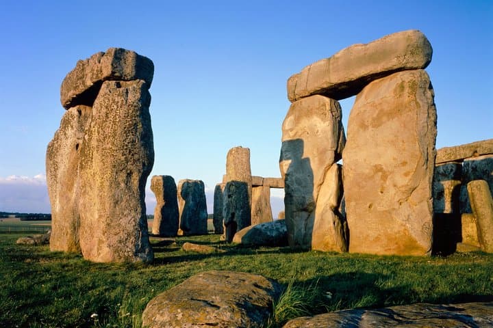 Stonehenge, Windsor & Bath Day Trip from London — Full-Day Guided Tour photo 3