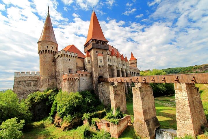 Inside Transylvania & Transfagarasan: 4-Day Medieval Castles and Mountain Road Tour from Bucharest photo 4