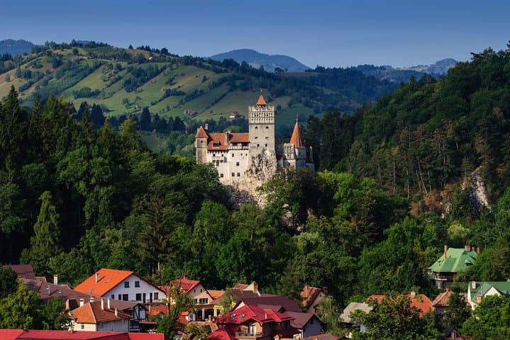 Four-Day Transylvania Tour: Budapest to Bucharest via Bran, Peles & Sighisoara photo 3