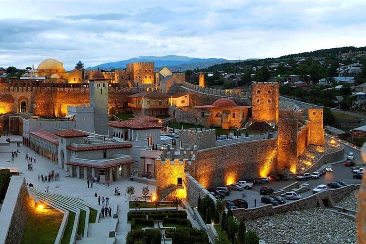 Day trip from Tbilisi to Borjomi, Rabati Castle & Vardzia Cave Town photo 5