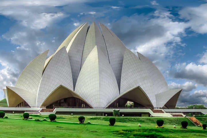 Classical Rajasthan Tour: Forts, Havelis & Desert Camel Safari (8-Day) photo 4