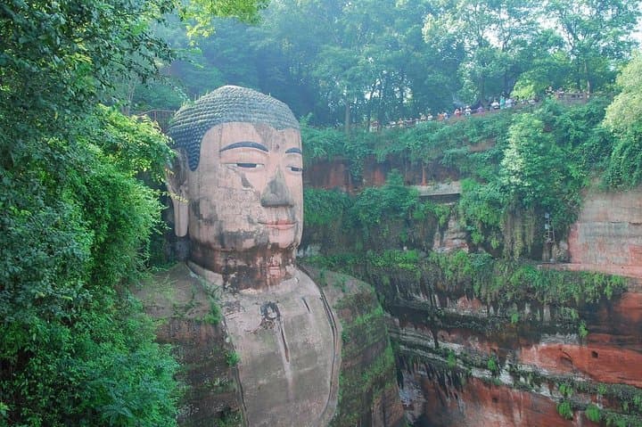 Private Day Tour to Leshan Giant Buddha from Chengdu — Full-Day Cultural Excursion