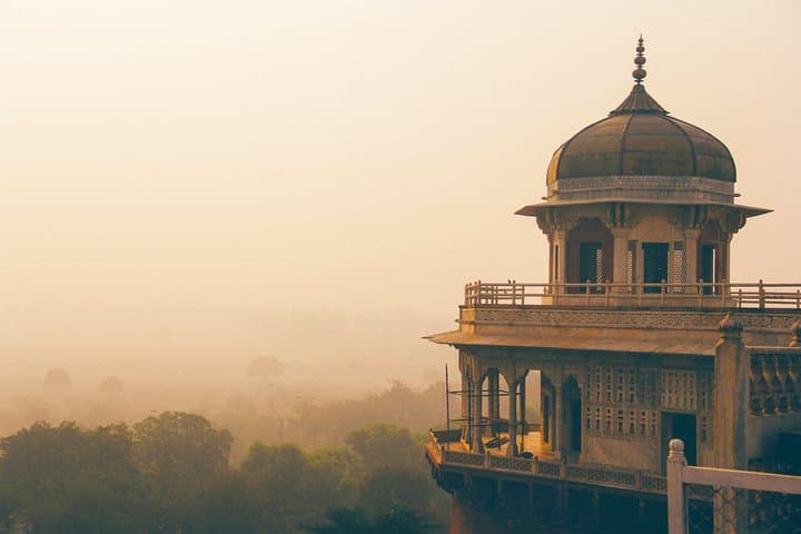 Same-Day Taj Mahal & Agra Tour from Mumbai with Return Flights photo 2