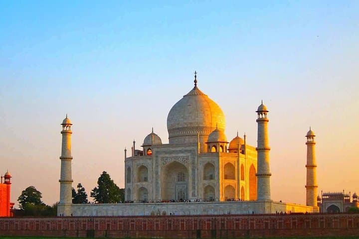 Taj Mahal & Agra City E‑Rickshaw Full‑Day Guide: Sunrise, Forts & Local Eats photo 3
