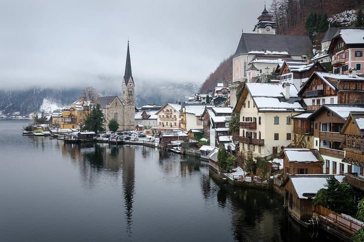 Vienna to Salzburg Transfer with 4-Hour Hallstatt Stop — Scenic Day Trip photo 4