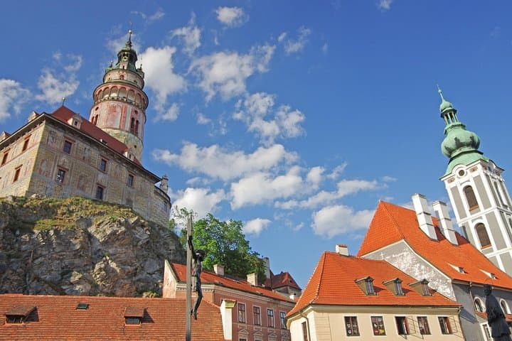 Private Scenic Transfer: Passau to Prague with 2-Hour Cesky Krumlov Guided Tour photo 6