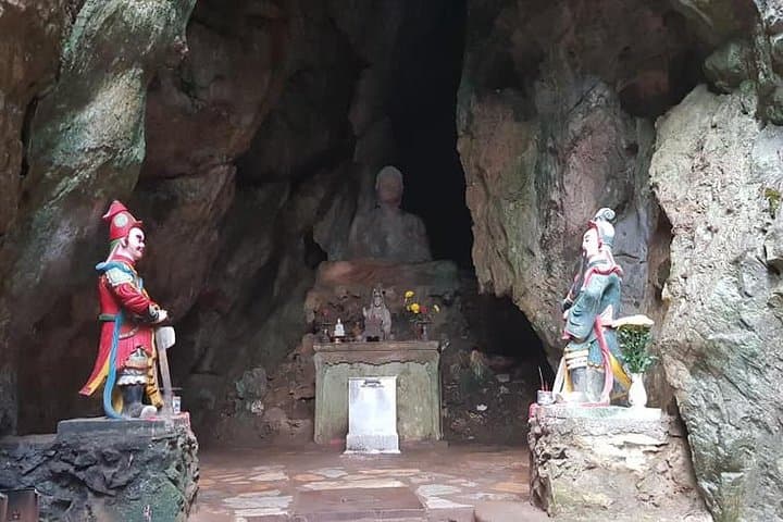 Da Nang Shore Excursion: Son Tra (Monkey Mountain), Marble Mountains & Hoi An from Chan May/Tien Sa Port photo 3
