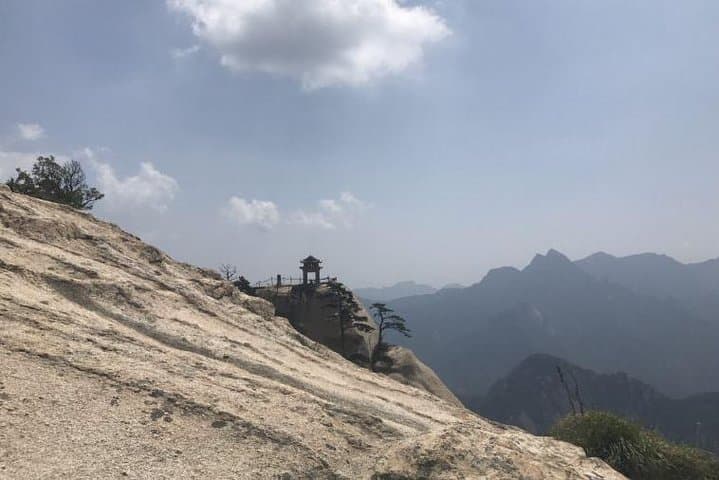 Mount Huashan Private Day Tour with Cable Car — Hike China’s Precipice Peaks photo 5