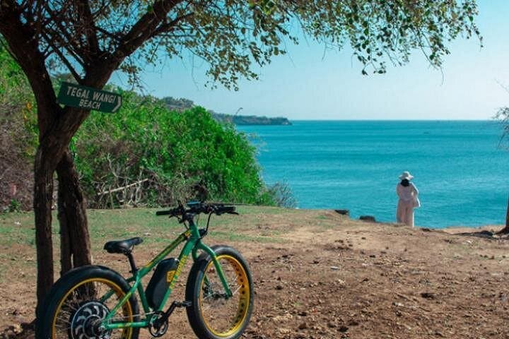 Jimbaran Beach eBike Tour: Cliff Views, Tegal Wangi Rock Pools & Jenggala Ceramics photo 1