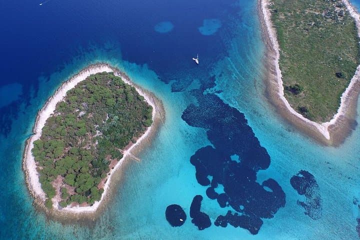 Split Island Hopping: Hvar, Trogir & Blue Lagoon Speedboat Day Trip photo 3