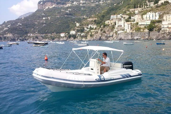 Self-Drive Boat Rental on the Amalfi Coast — Explore Positano, Capri & Li Galli photo 4