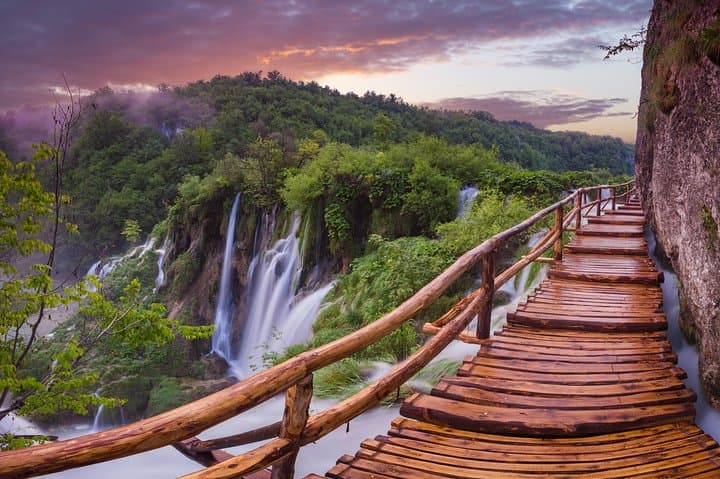 Luxury Private Transfer from Split to Zagreb with Stop at Plitvice Lakes photo 2