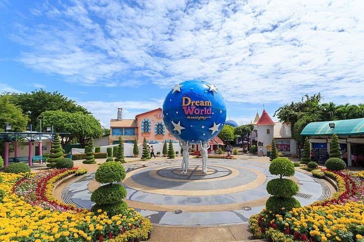 Dream World Bangkok: Complete Guide to Tickets, Rides & Snow Town photo 4