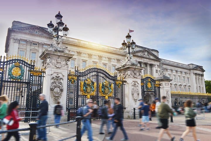Private Westminster Walking Tour — Buckingham Palace to Big Ben (Skip-the-Line)
