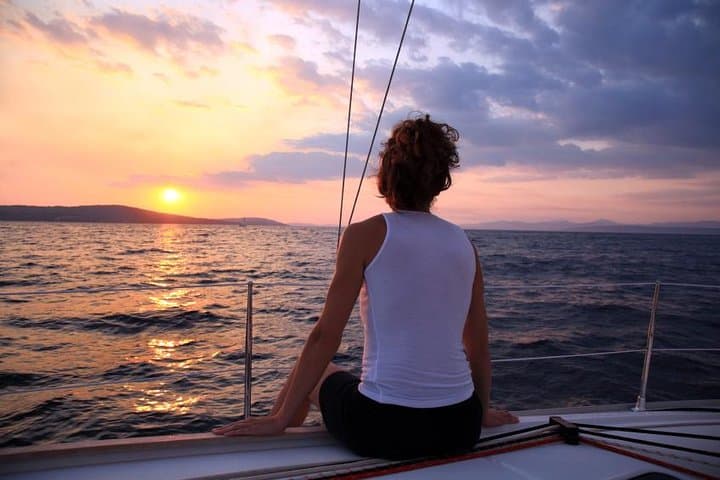 Sunset Sparkles: Private Romantic Tasting and Views in Lisbon photo 3