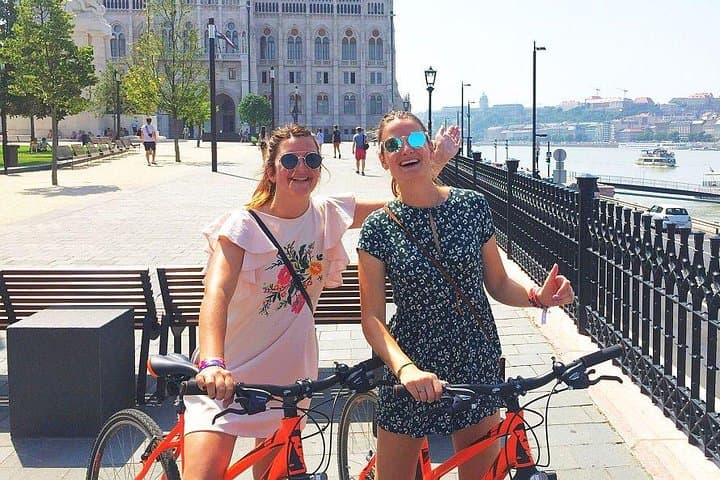 Sunset Bike Tour Along the Danube to Margaret Island in Budapest