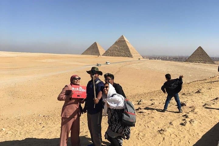Cairo Pyramids and Private Aswan-Luxor Nile Cruise — 7-Day Cultural Tour photo 1