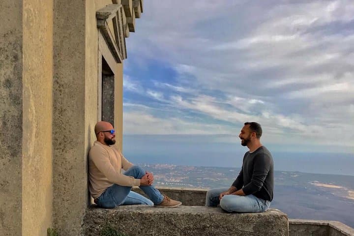 Coastal Drive and Old-World Streets: A Small-Group Tour of Cascais and Cabo da Roca photo 5
