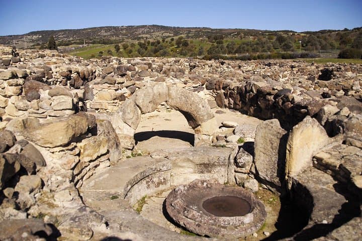 Exploring Su Nuraxi Barumini: Inside Sardinia’s Ancient Nuraghe Fortress photo 4