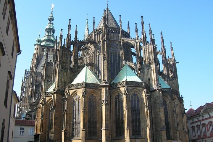 Full-Day Prague Castle and Vltava River Cruise: Walk, Lunch & History photo 5