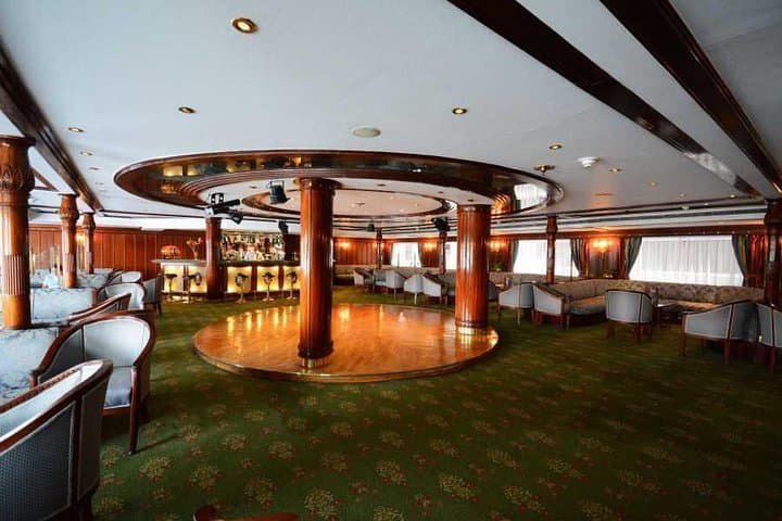 aswan-to-luxor-4-day-nile-cruise-temples-and-river-relaxation photo 4